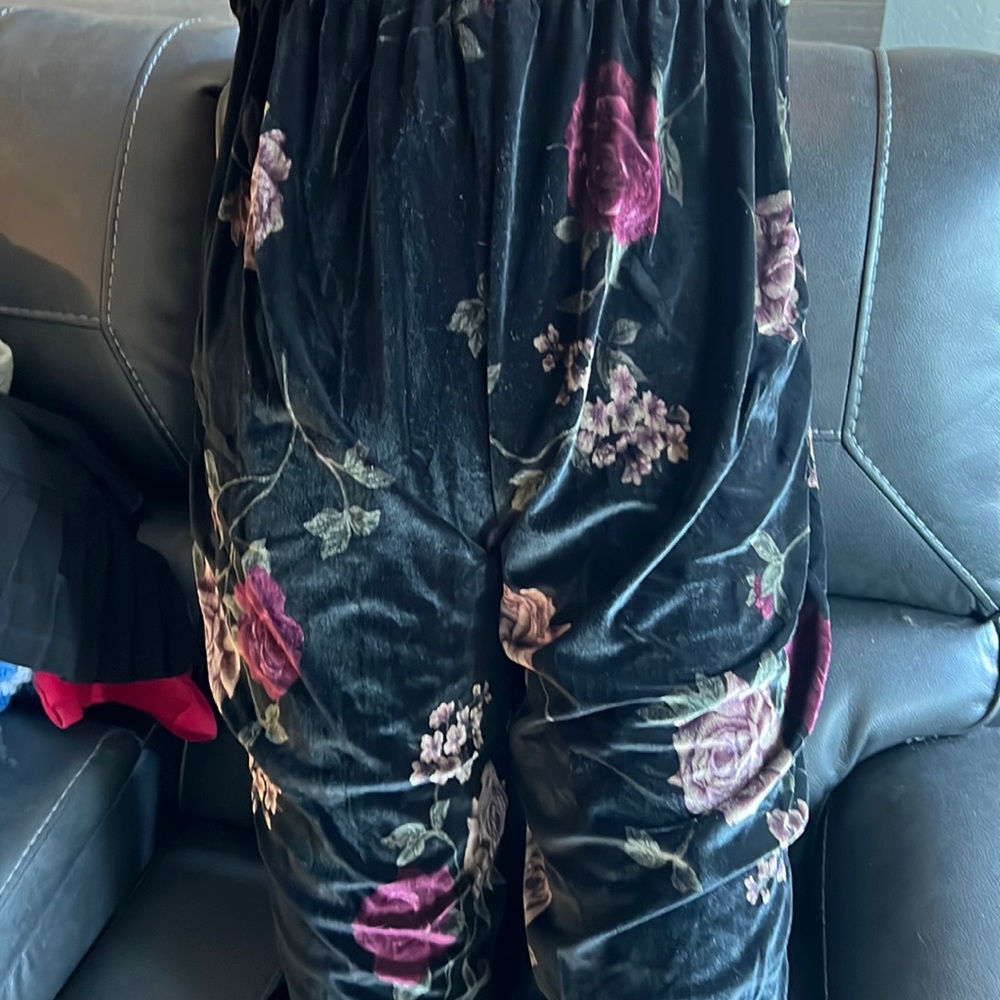 Petite XL pants/crop style